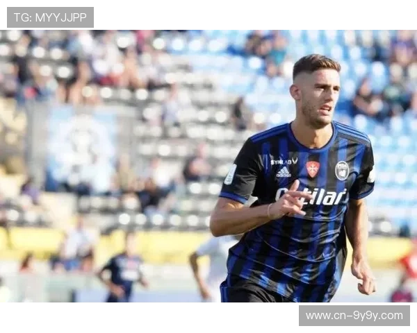 足球转会市场泡沫：洛伦佐·卢卡4000万欧买断条款合理性